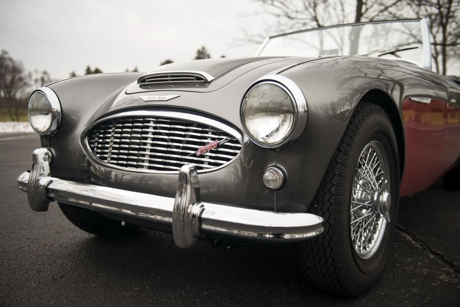 Детали экстерьера Austin-Healey 3000 BT7 (Mk I) 1959 года  (фото 20 из 39)